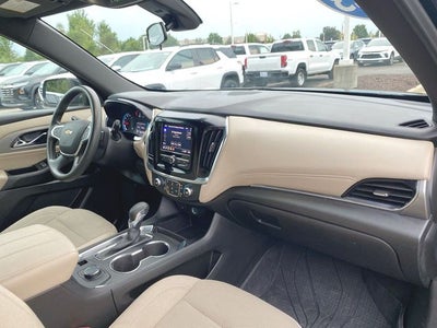 2023 Chevrolet Traverse LS