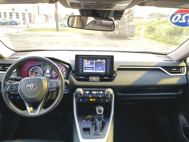 2020 Toyota RAV4 XLE Premium