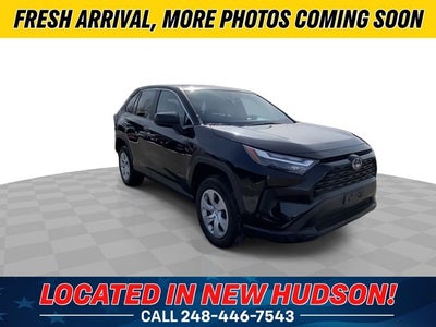 2024 Toyota RAV4 LE