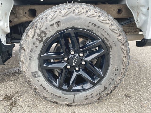 2025 Chevrolet Silverado 1500 Custom Trail Boss