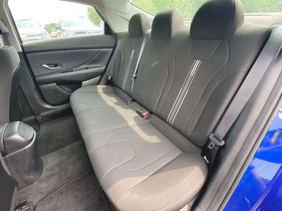2023 Hyundai ELANTRA SEL