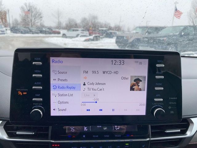 2022 Toyota Sienna XLE 7 Passenger