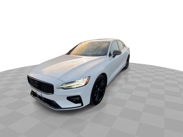 2023 Volvo S60 B5 Plus Black Edition