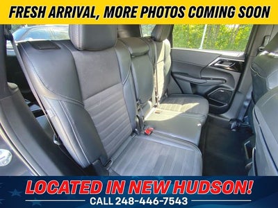 2025 Mitsubishi Outlander SE