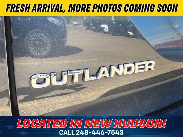 2025 Mitsubishi Outlander SE