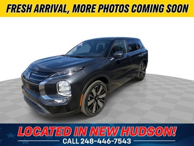 2025 Mitsubishi Outlander SE