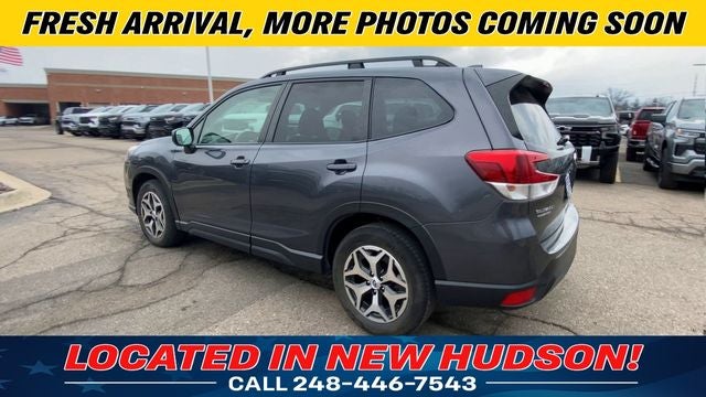 2022 Subaru Forester Premium