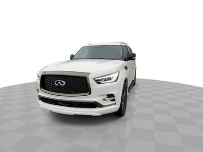 2022 INFINITI QX80 LUXE