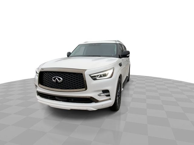 2022 INFINITI QX80 LUXE