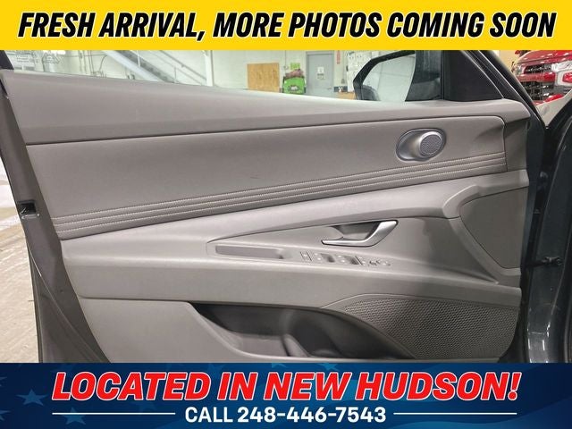 2025 Hyundai ELANTRA SEL Convenience