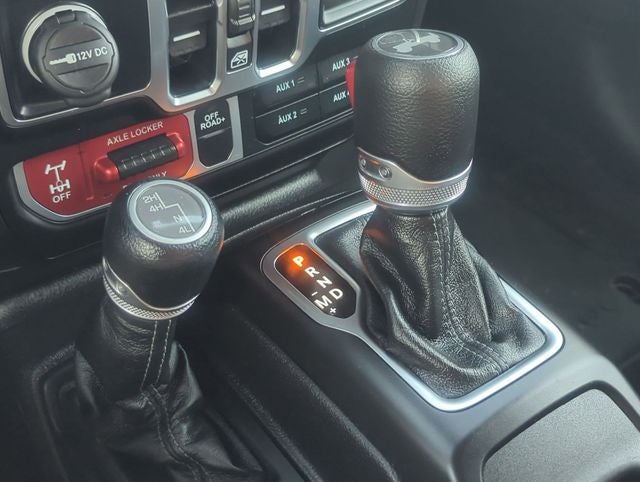 2025 Jeep Wrangler 4-Door Willys 4x4