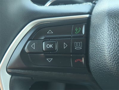 2023 Jeep Grand Cherokee Laredo 4x4