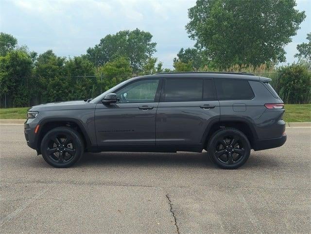 2022 Jeep Grand Cherokee L Altitude 4x4