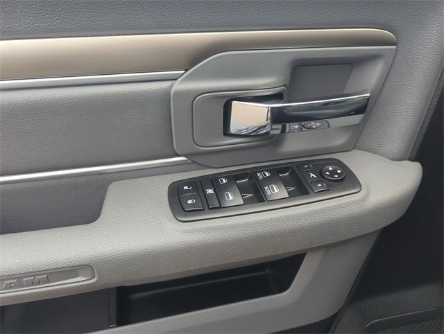 2018 RAM 1500 Big Horn Quad Cab 4x4 6'4' Box