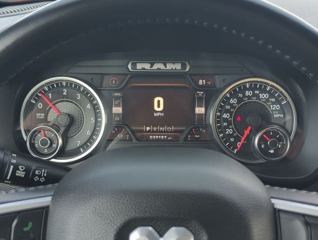 2022 RAM 1500 Big Horn Crew Cab 4x4 5'7' Box