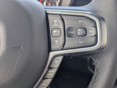 2025 RAM 1500 Big Horn Crew Cab 4x4 5'7' Box
