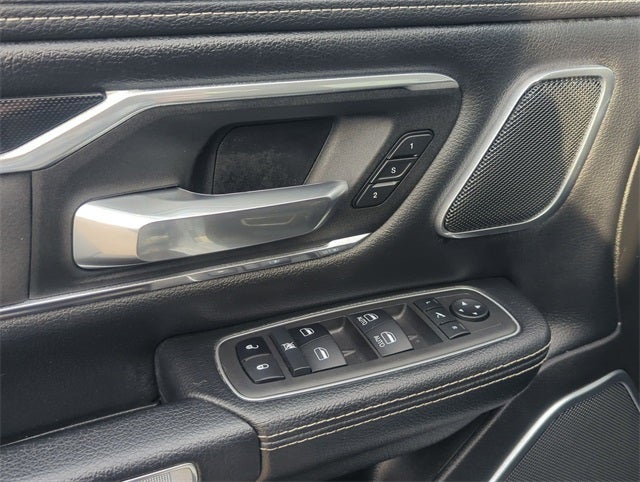 2022 RAM 1500 Laramie Crew Cab 4x4 5'7' Box