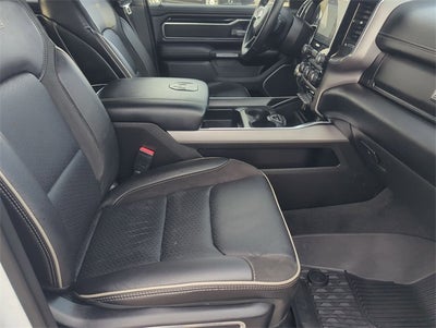 2022 RAM 1500 Laramie Crew Cab 4x4 5'7' Box