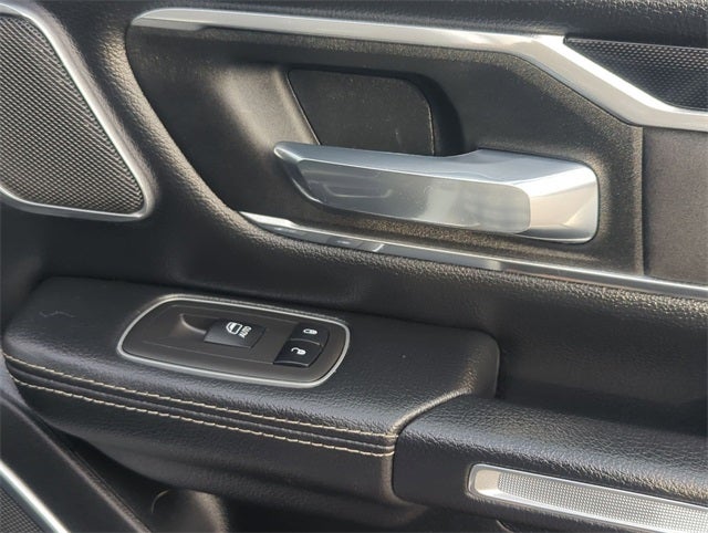 2022 RAM 1500 Laramie Crew Cab 4x4 5'7' Box