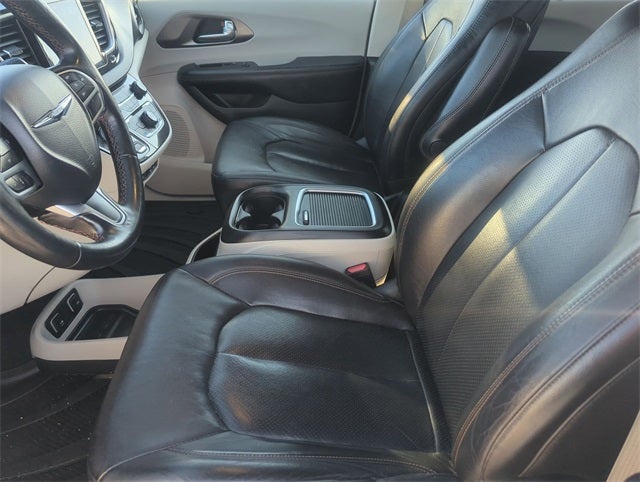 2020 Chrysler Pacifica Touring L Plus