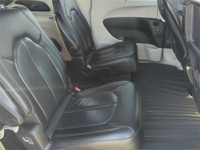 2020 Chrysler Pacifica Touring L Plus