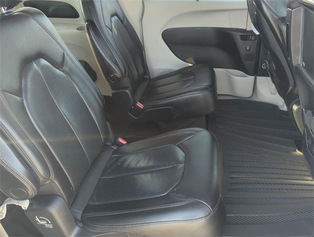 2020 Chrysler Pacifica Touring L Plus