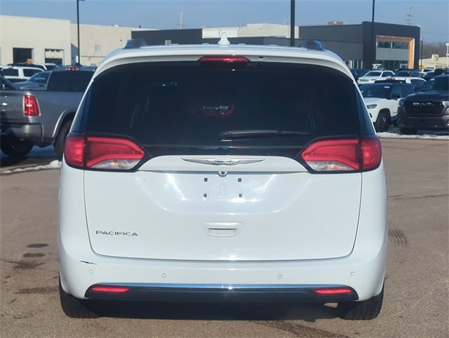 2020 Chrysler Pacifica Touring L Plus
