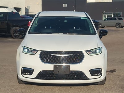 2024 Chrysler Pacifica Hybrid Select