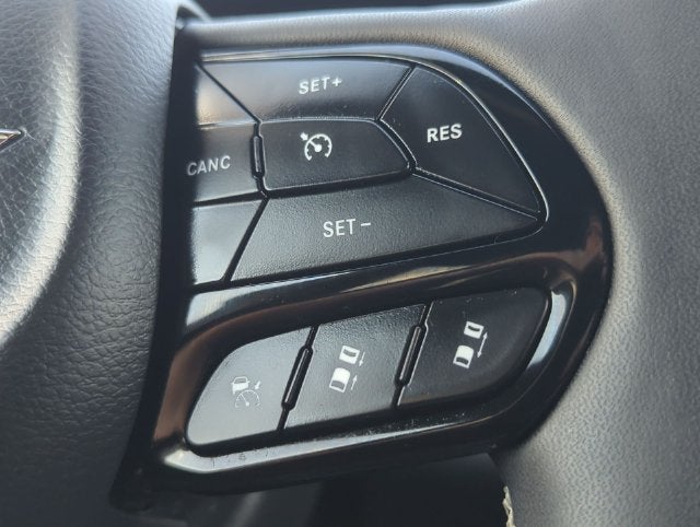 2025 Chrysler Pacifica Limited AWD