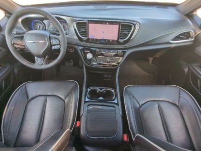 2025 Chrysler Pacifica Limited AWD
