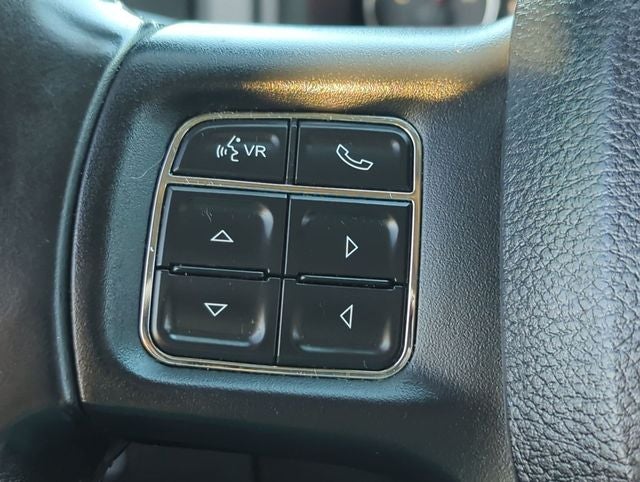 2018 RAM 1500 Big Horn Crew Cab 4x4 5'7' Box