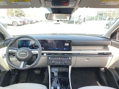 2025 Hyundai TUCSON SE