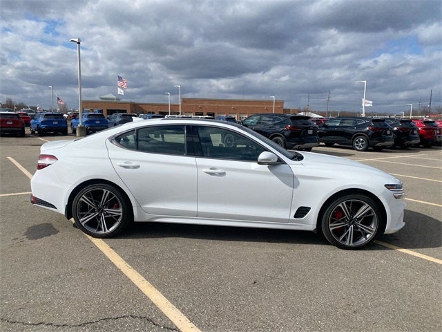 2024 Genesis G70 2.5T