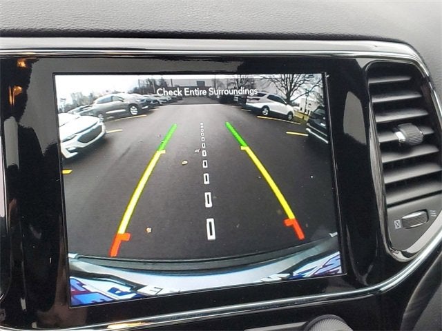 2020 Jeep Grand Cherokee Laredo