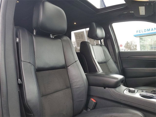 2020 Jeep Grand Cherokee Laredo