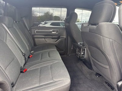 2020 RAM 1500 Big Horn Crew Cab 4x4 5'7" Box