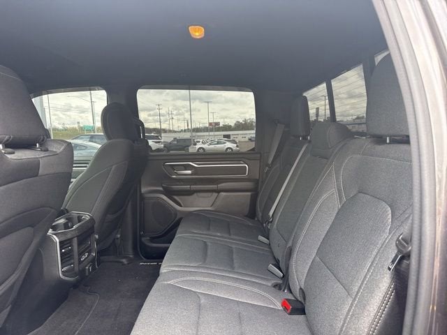 2020 RAM 1500 Big Horn Crew Cab 4x4 5'7" Box