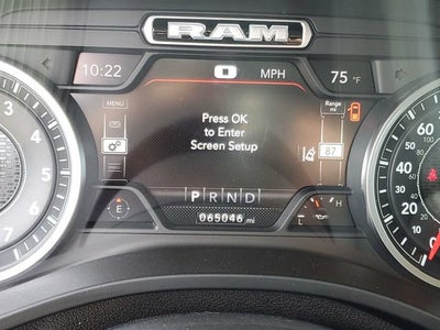2019 RAM 1500 Laramie Crew Cab 4x4 5'7" Box