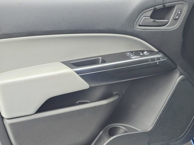 2022 Chevrolet Colorado WT