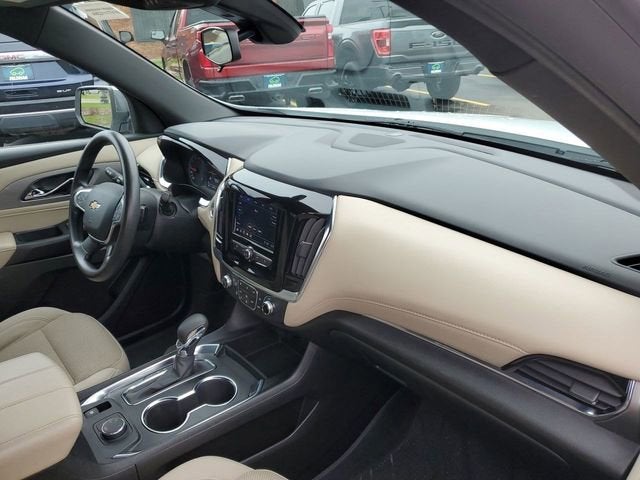 2022 Chevrolet Traverse LS