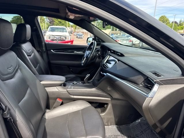 2022 Cadillac XT5 Premium Luxury