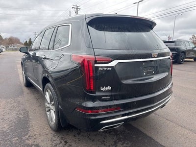 2022 Cadillac XT6 Premium Luxury