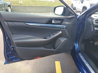 2020 Nissan Maxima SR