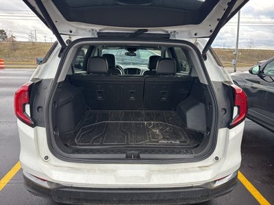 2022 GMC Terrain AT4