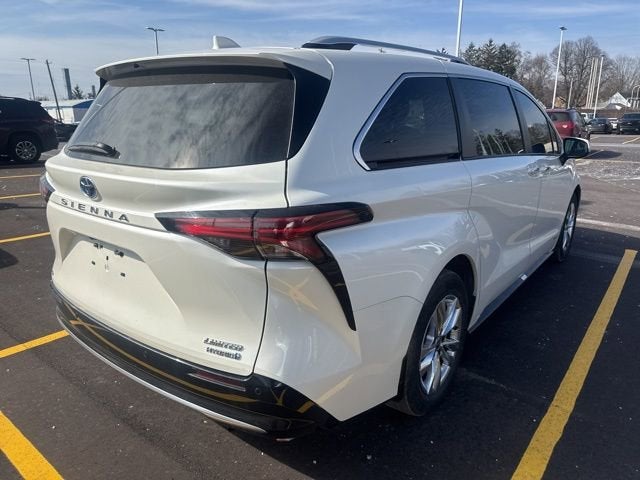 2021 Toyota Sienna XLE