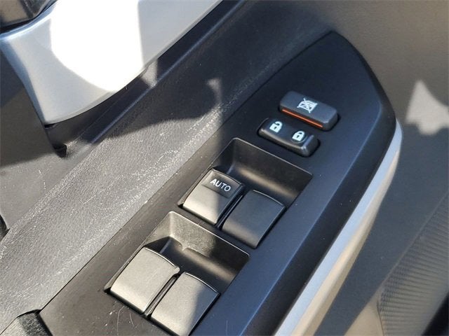 2018 Toyota Tundra SR5 5.7L V8