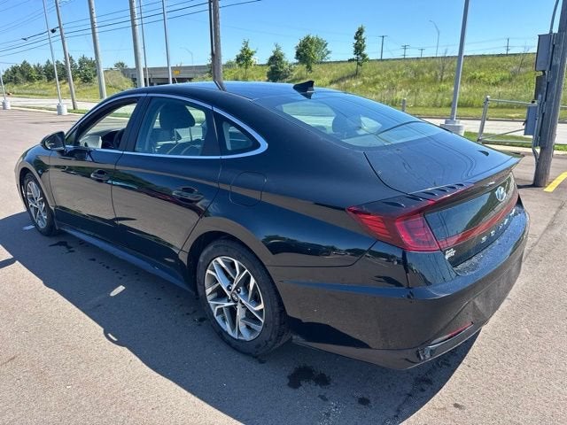2022 Hyundai SONATA SEL