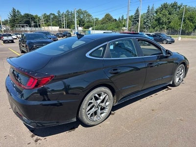 2022 Hyundai SONATA SEL