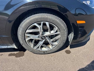 2022 Hyundai SONATA SEL