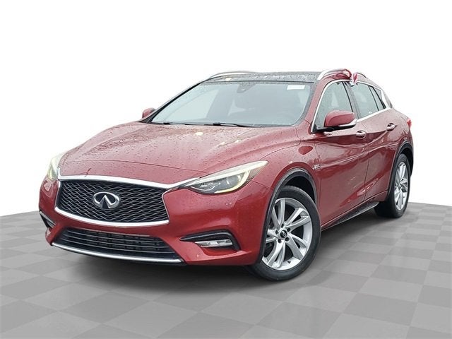 2017 INFINITI QX30 Premium
